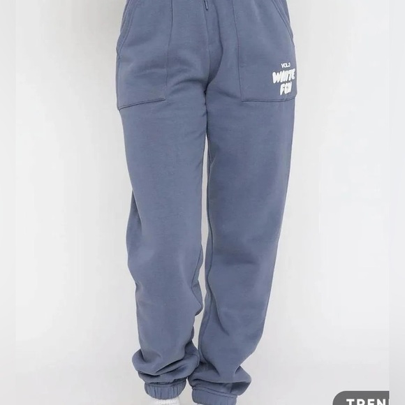 White Fox Boutique Offstage Sweatpants Ocean Blue Medium - Picture 4 of 8